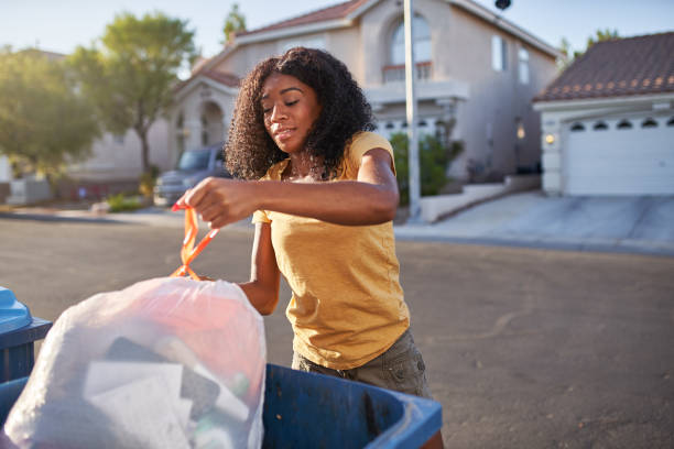 Best Construction Debris Removal  in Lewistown, PA